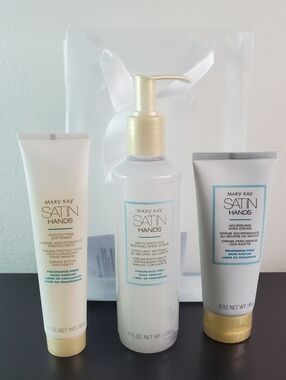 Mary Kay Satin Hands Pampering Set FRAGRANCE FREE Mothers Day Gift Full Size